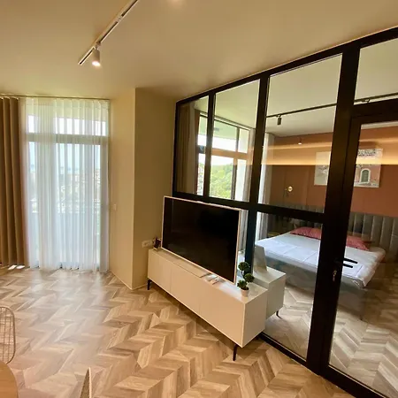 Retreat-a * Durrës