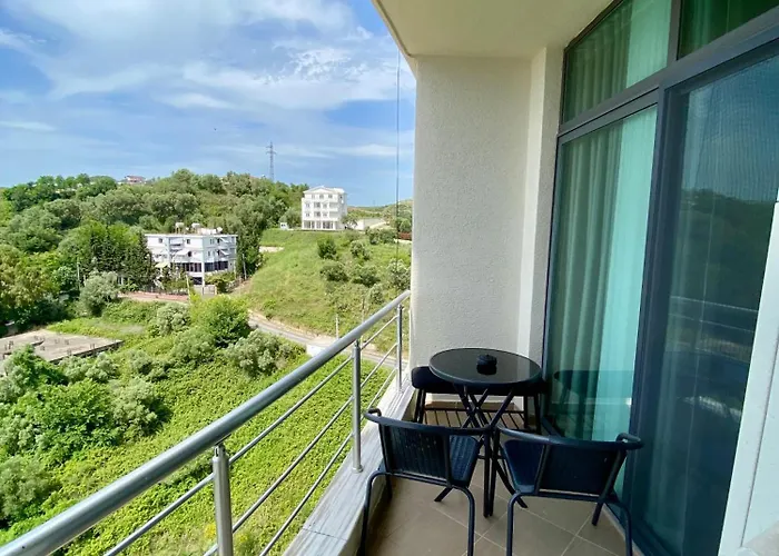 Retreat-a * Durrës